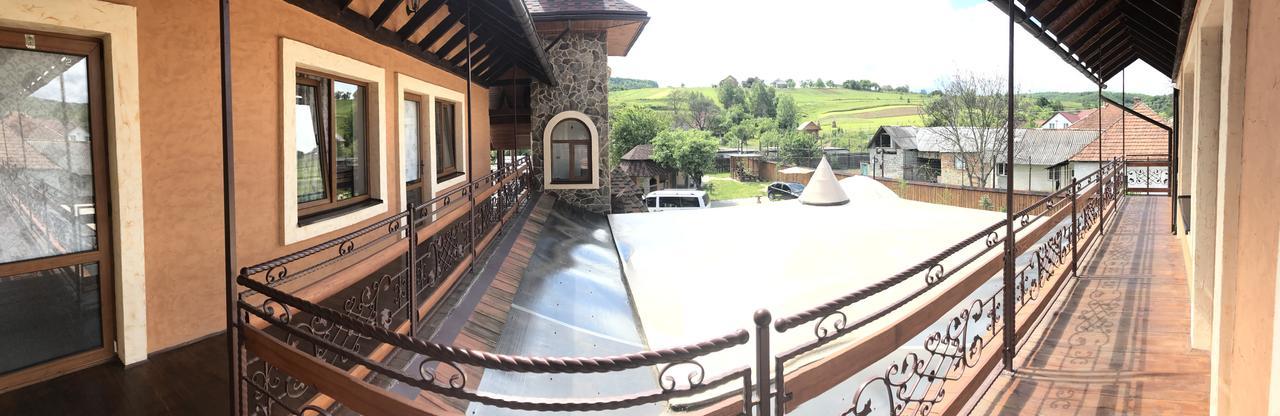 Minihotel Zolotoe Runo Ploskoye Bagian luar foto